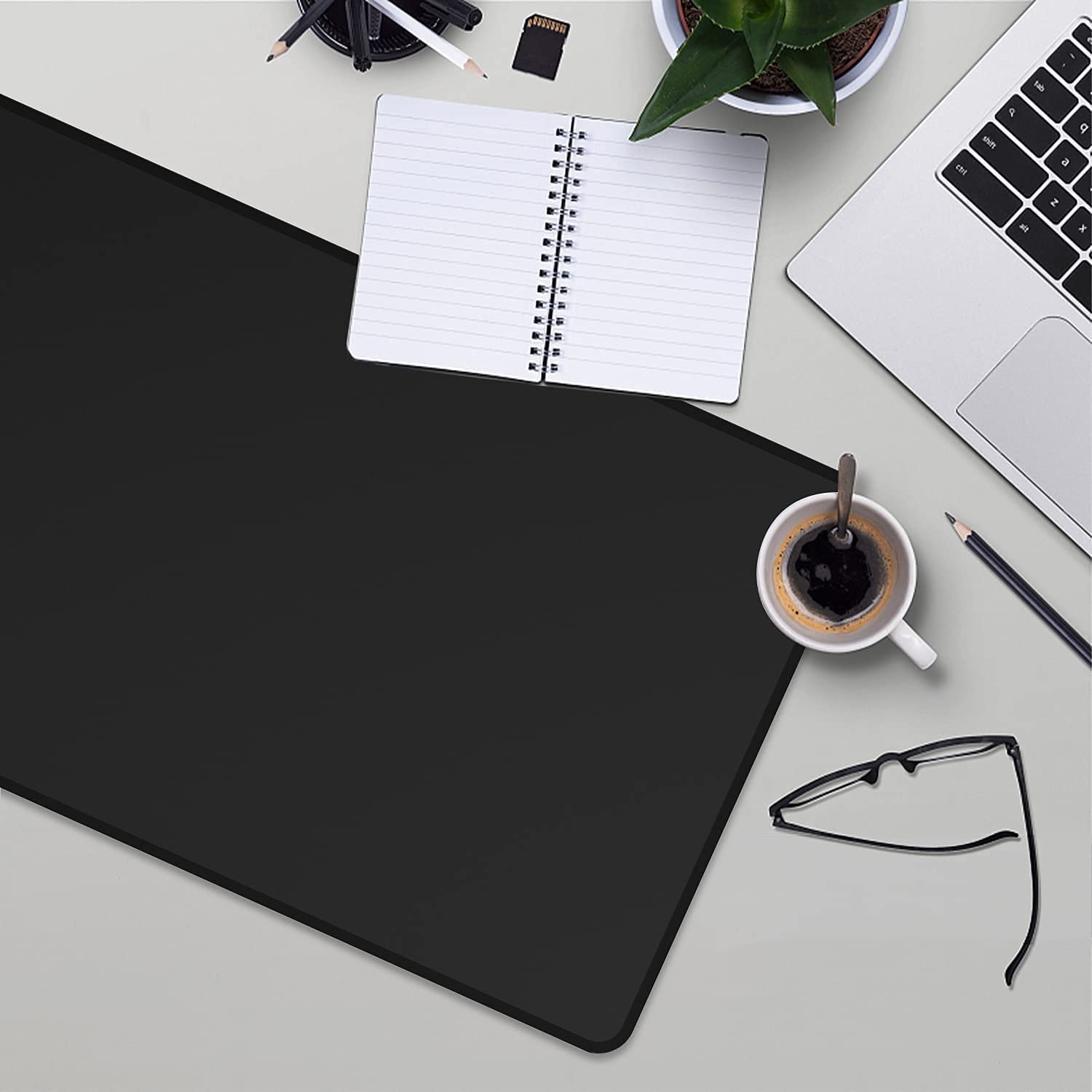 XXL Black Gaming Mouse Pad – Large Non-Slip Rubber Desk Mat for Keyboard & Mouse (Multiple Sizes)